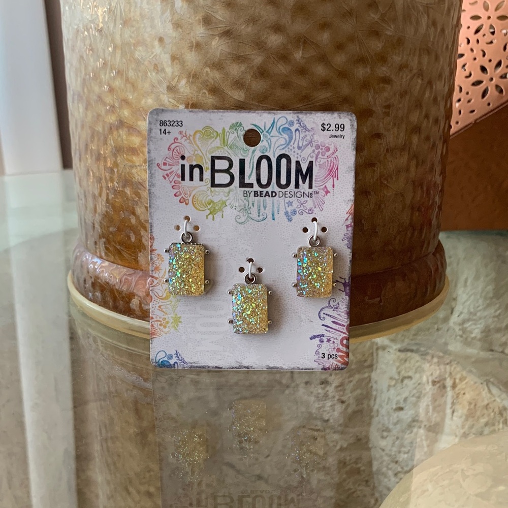 In Bloom Iridescent Glitter Charms